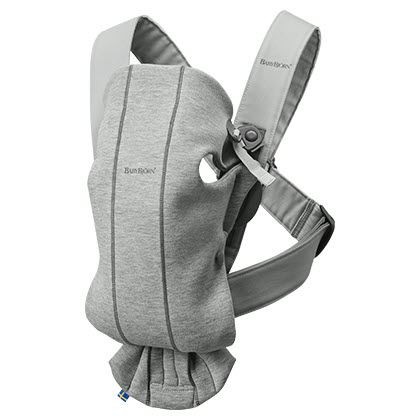 מנשא תינוק מיני Mini בד ג’רסי 3D - אפור בהיר Light Grey בייבי ביורן מנשא תינוק מיני Mini בד ג’רסי 3D - אפור בהיר Light Grey בייבי ביורן