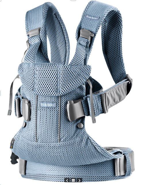 מנשא תינוק קידמי One בד נושם 3D Mes - תכלת Slate Blue בייבי ביורן מנשא תינוק קידמי One בד נושם 3D Mes - תכלת Slate Blue בייבי ביורן