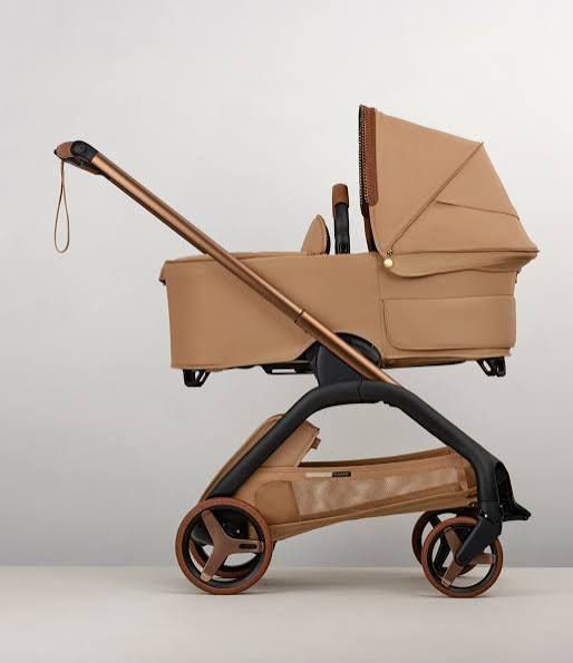 בוגבו דרגונפליי פלוס-Bugaboo Dragonfly Plus-מהדורת פרימיום בעיצוב Stella McCartney. בוגבו דרגונפליי פלוס-Bugaboo Dragonfly Plus-מהדורת פרימיום בעיצוב Stella McCartney.